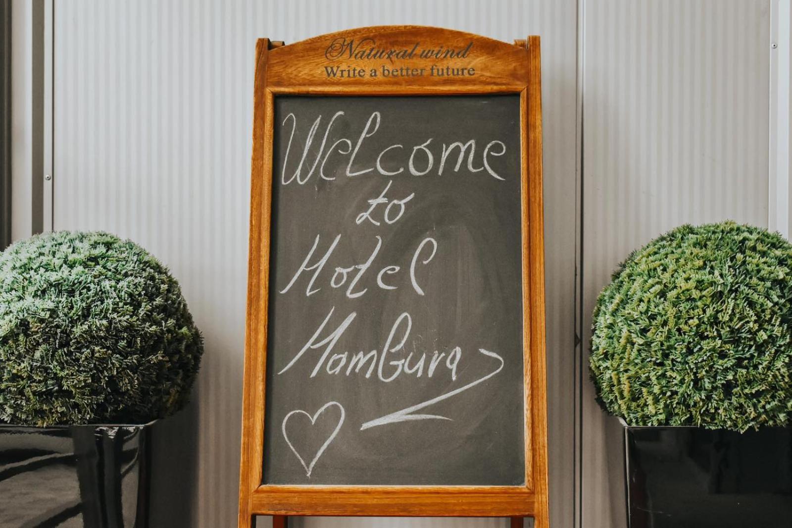 Hotel Hamburg Скопие Екстериор снимка