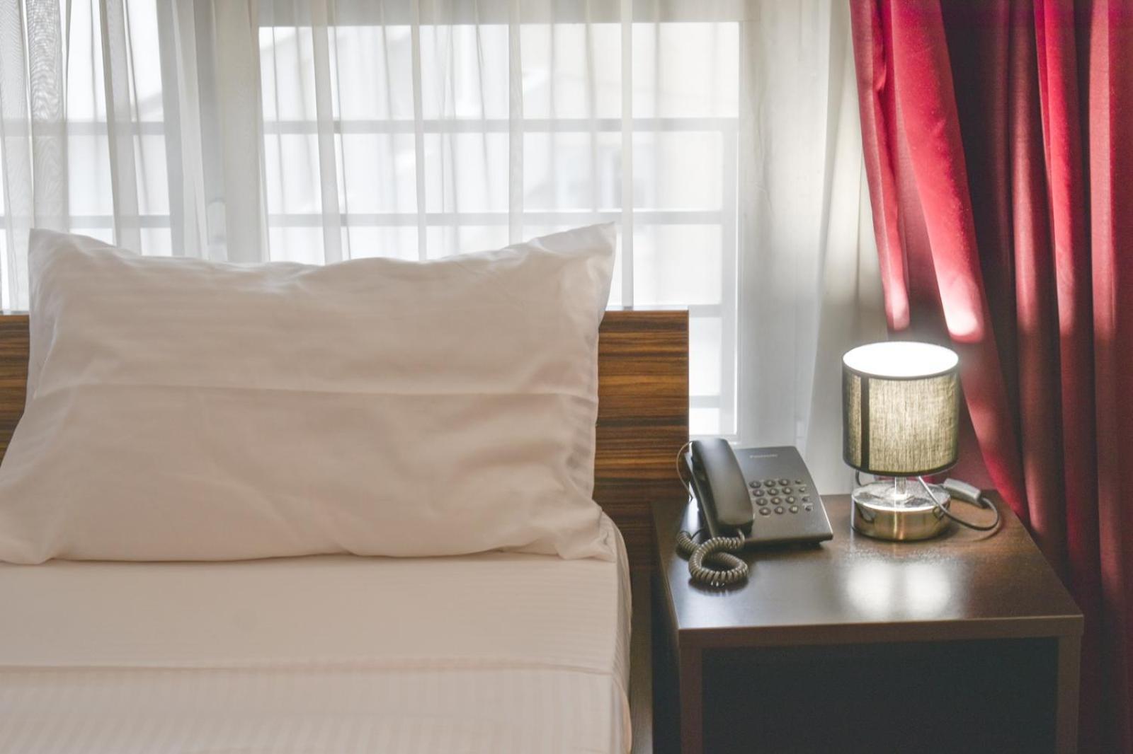 Hotel Hamburg Скопие Екстериор снимка